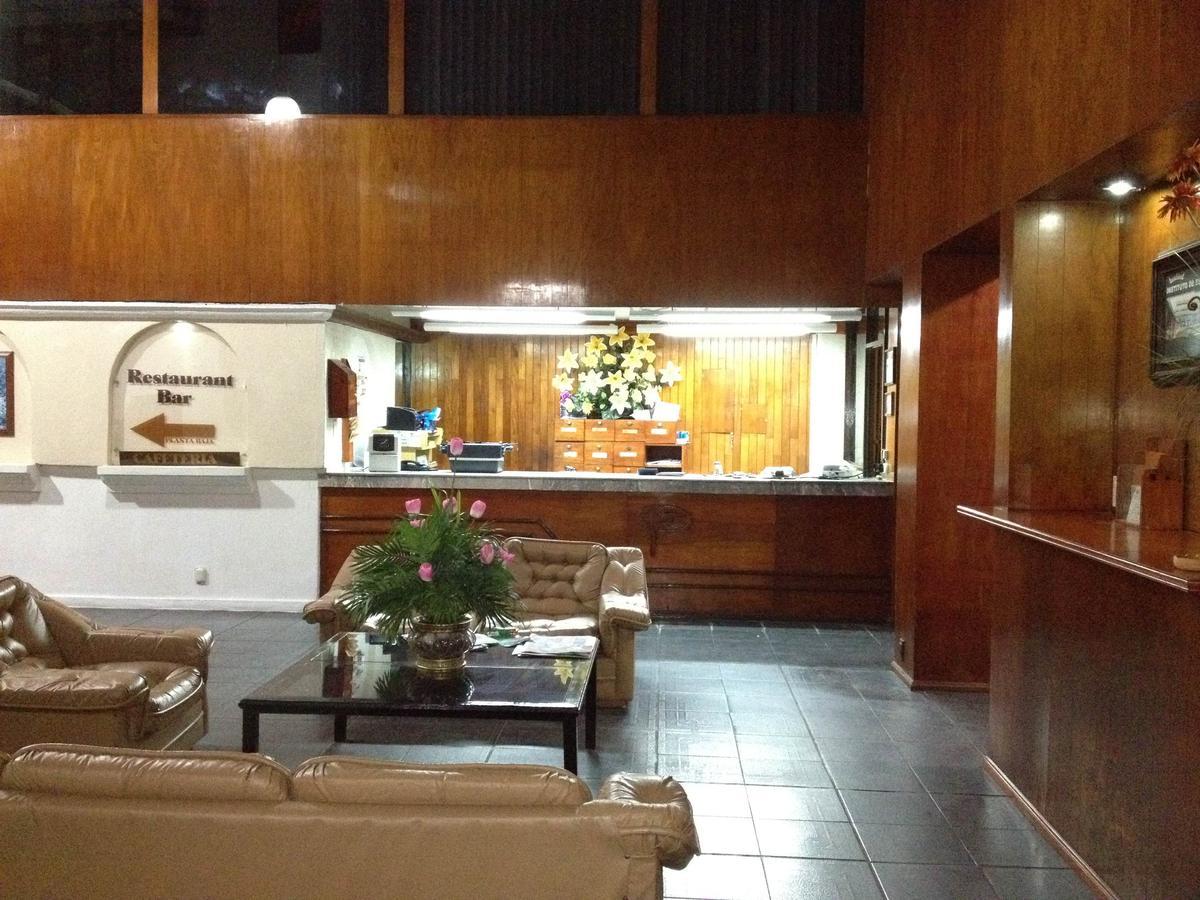 Hotel Safari Tuxtla Gutiérrez エクステリア 写真