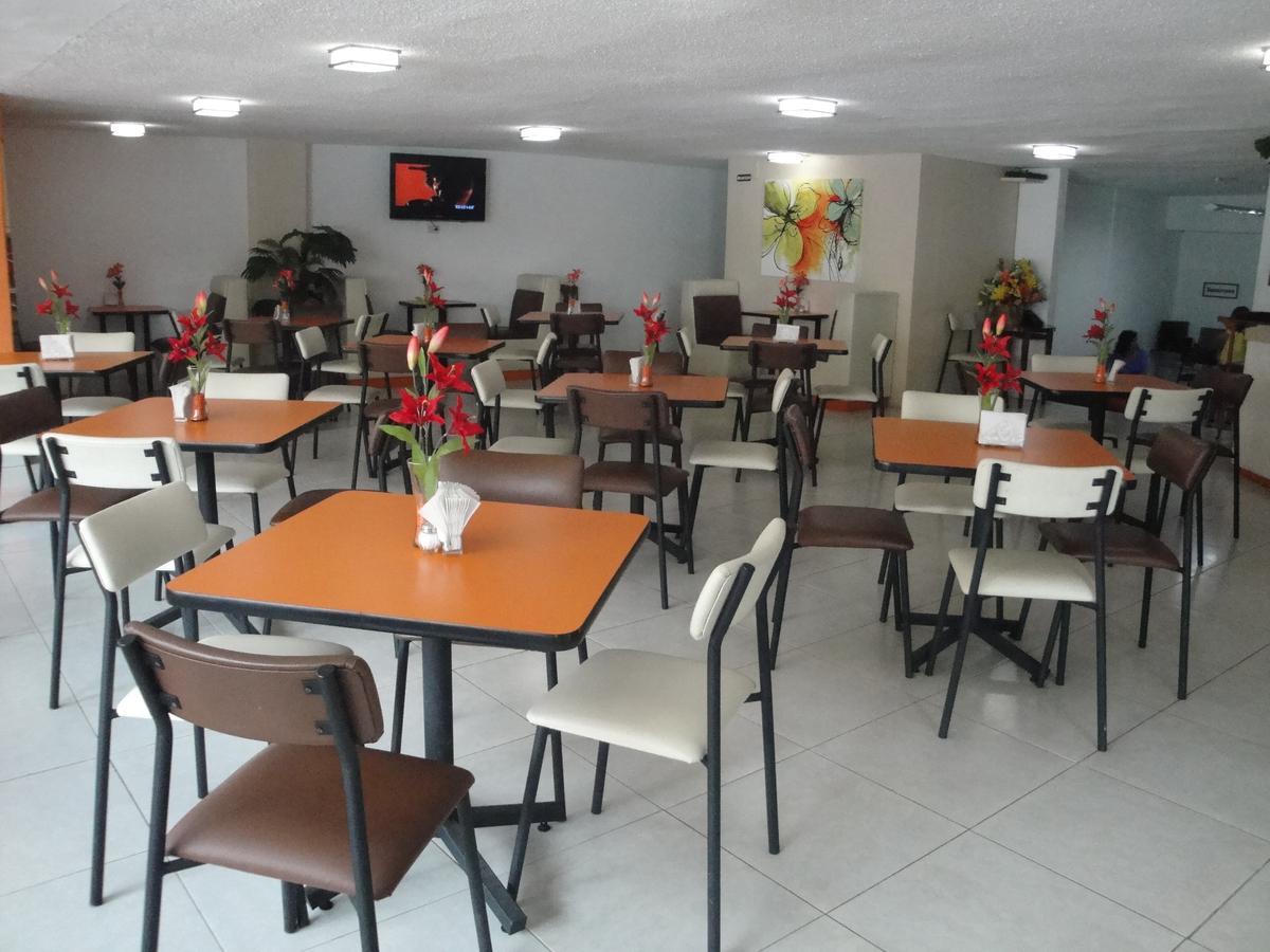 Hotel Safari Tuxtla Gutiérrez エクステリア 写真