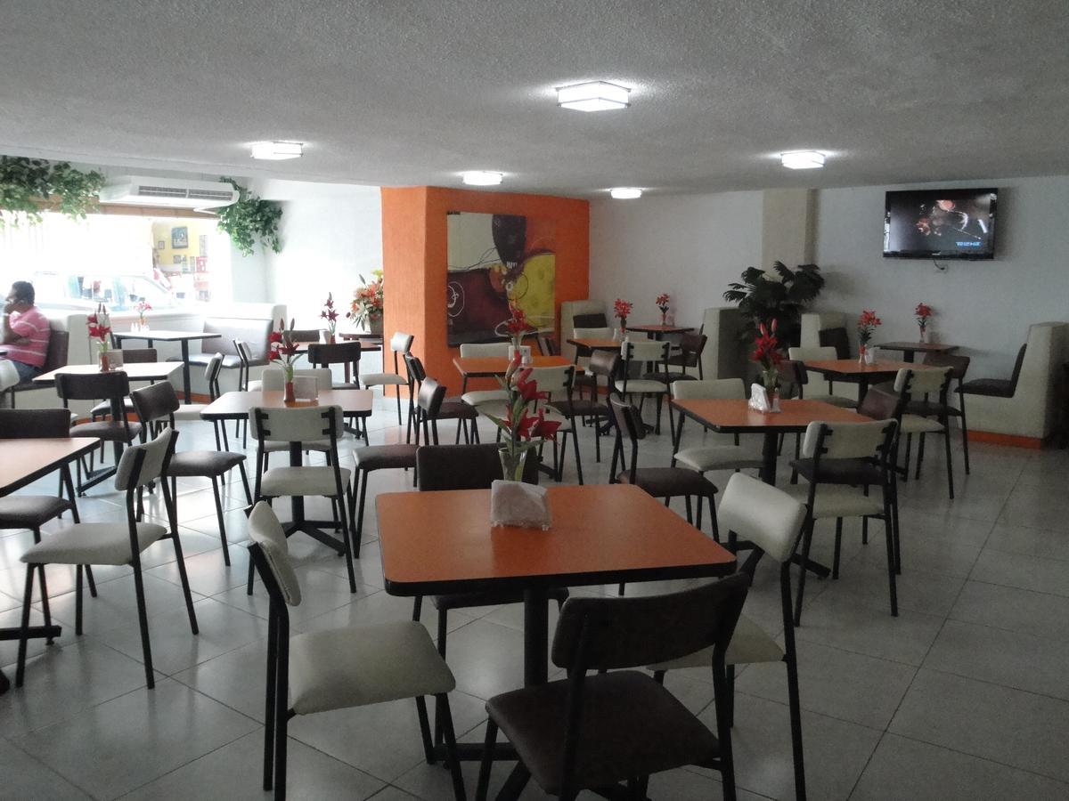 Hotel Safari Tuxtla Gutiérrez エクステリア 写真