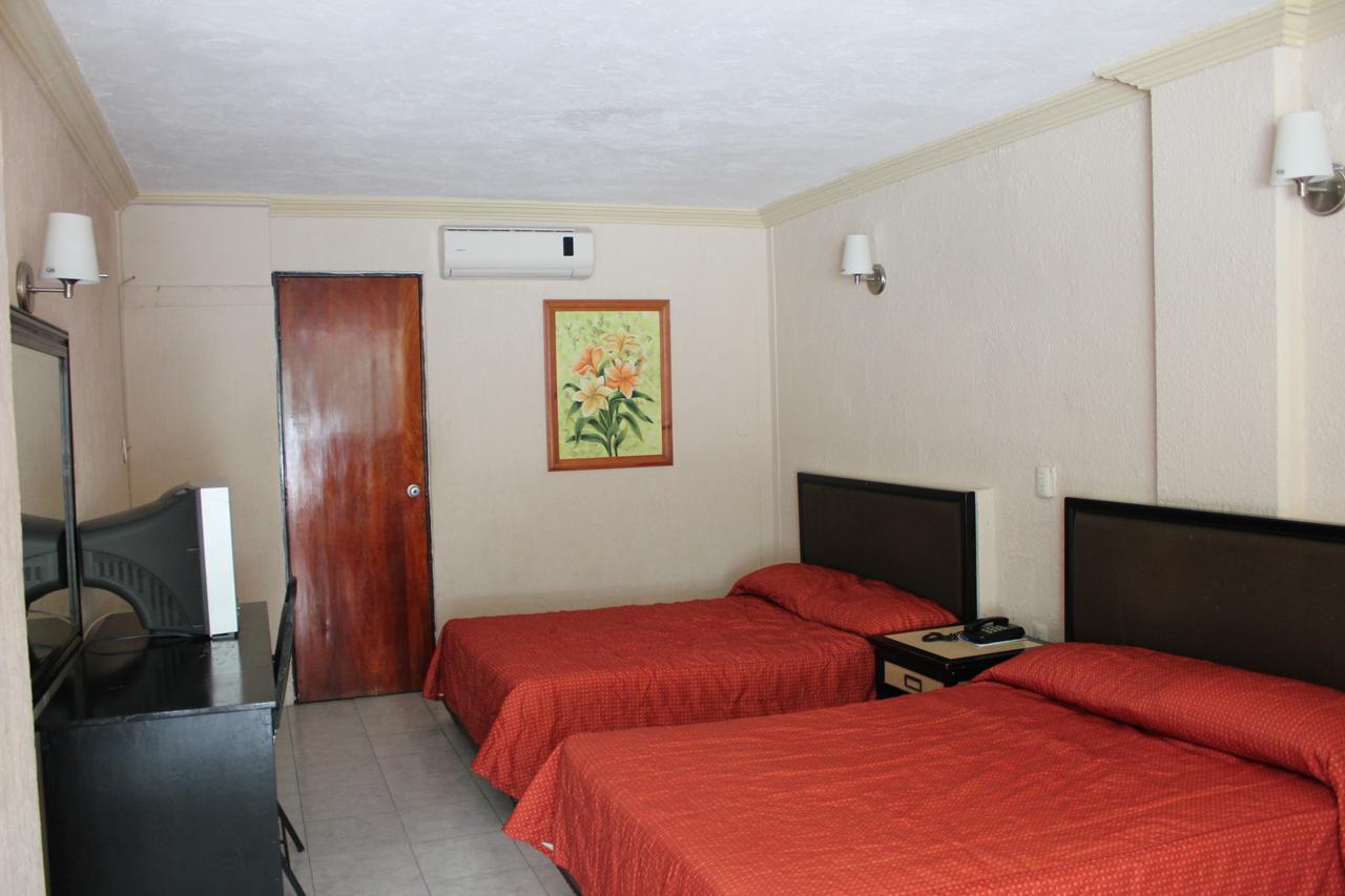 Hotel Safari Tuxtla Gutiérrez エクステリア 写真