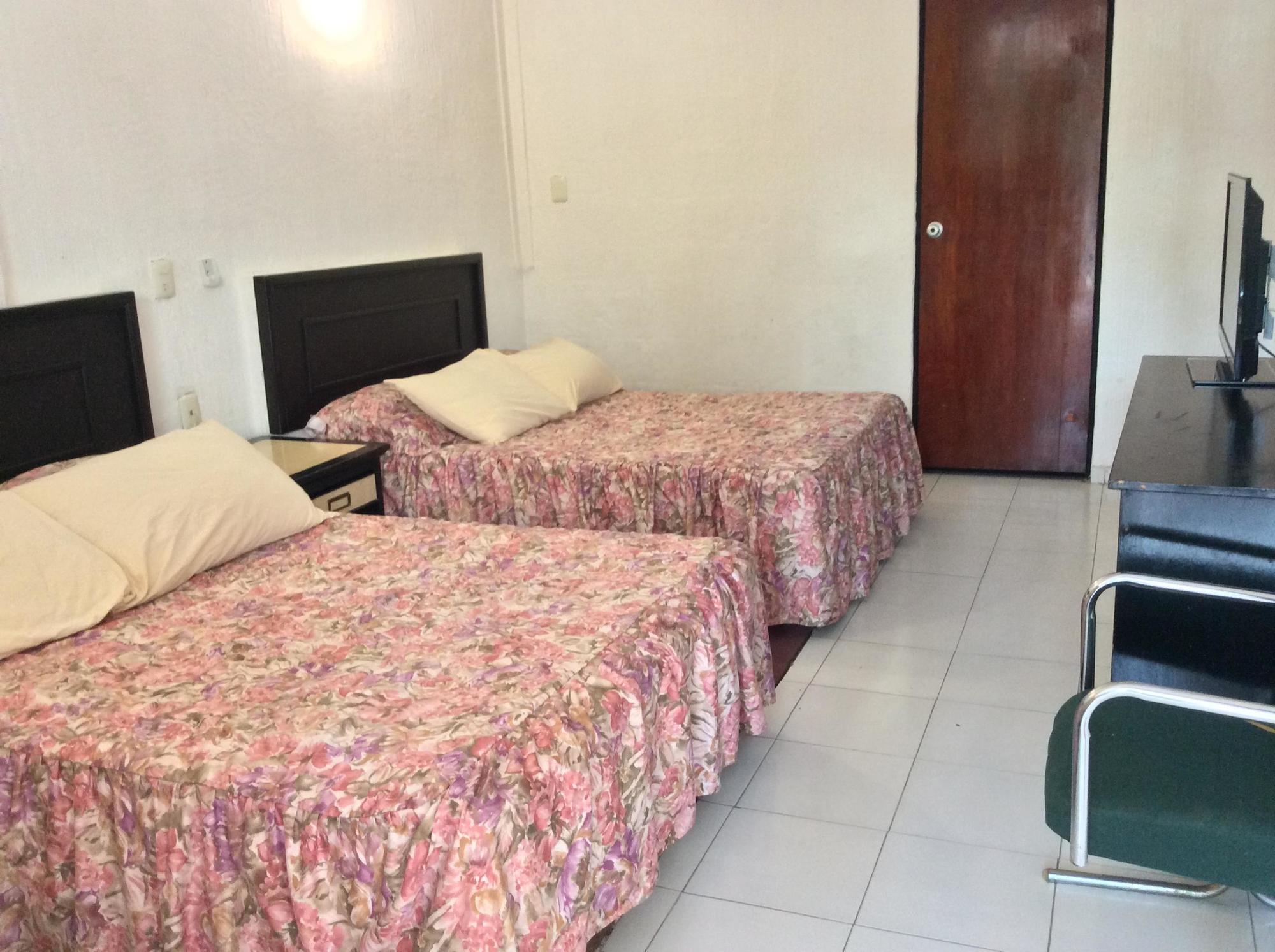 Hotel Safari Tuxtla Gutiérrez エクステリア 写真