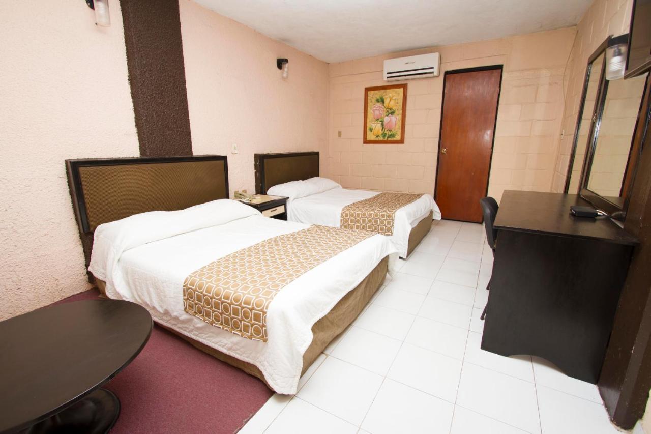 Hotel Safari Tuxtla Gutiérrez エクステリア 写真