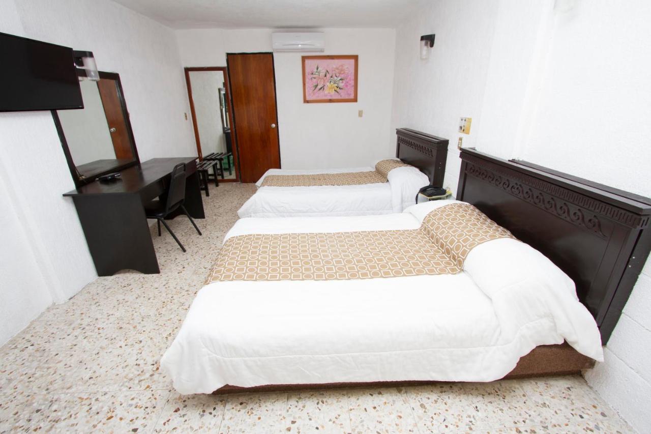 Hotel Safari Tuxtla Gutiérrez エクステリア 写真