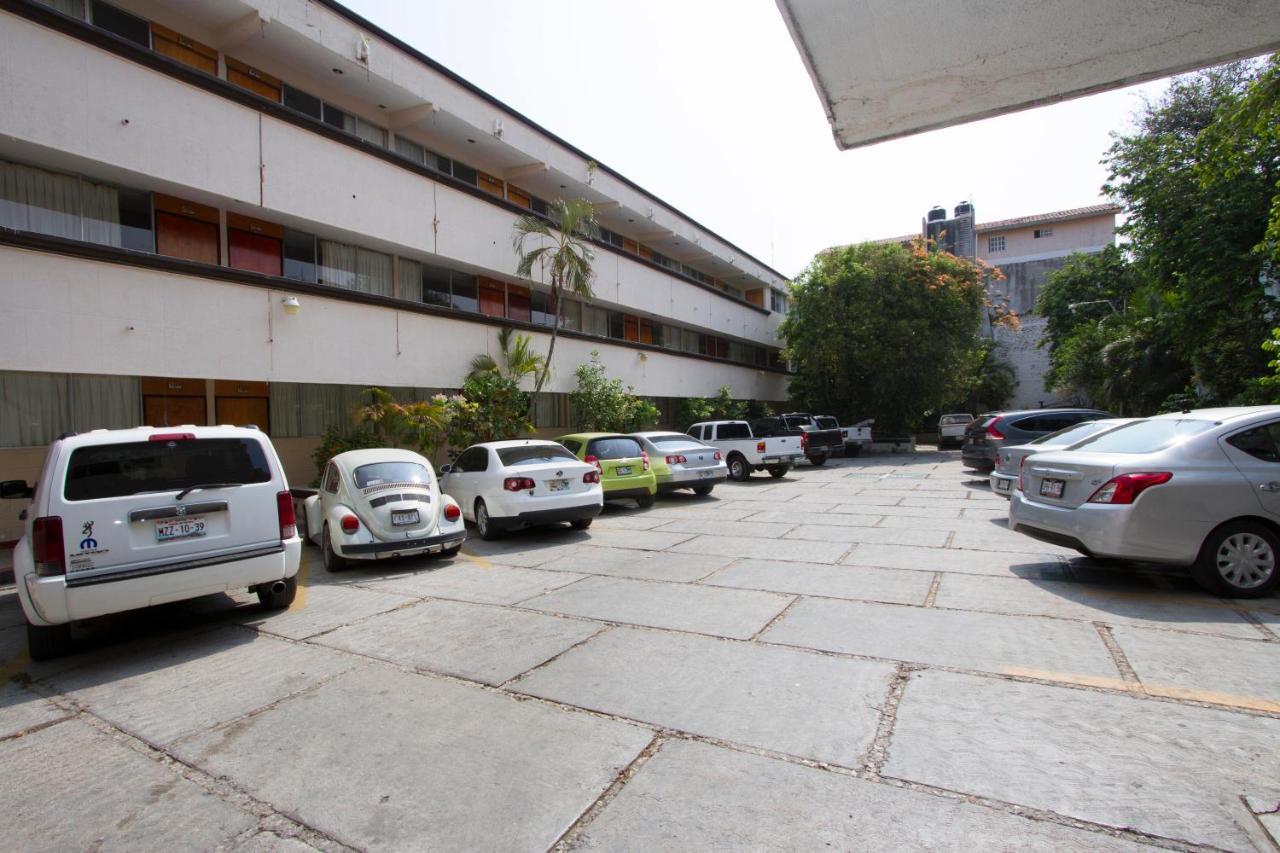 Hotel Safari Tuxtla Gutiérrez エクステリア 写真